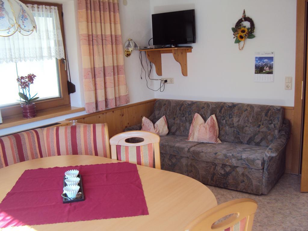 Haus Eben Apartment Хипах Стая снимка